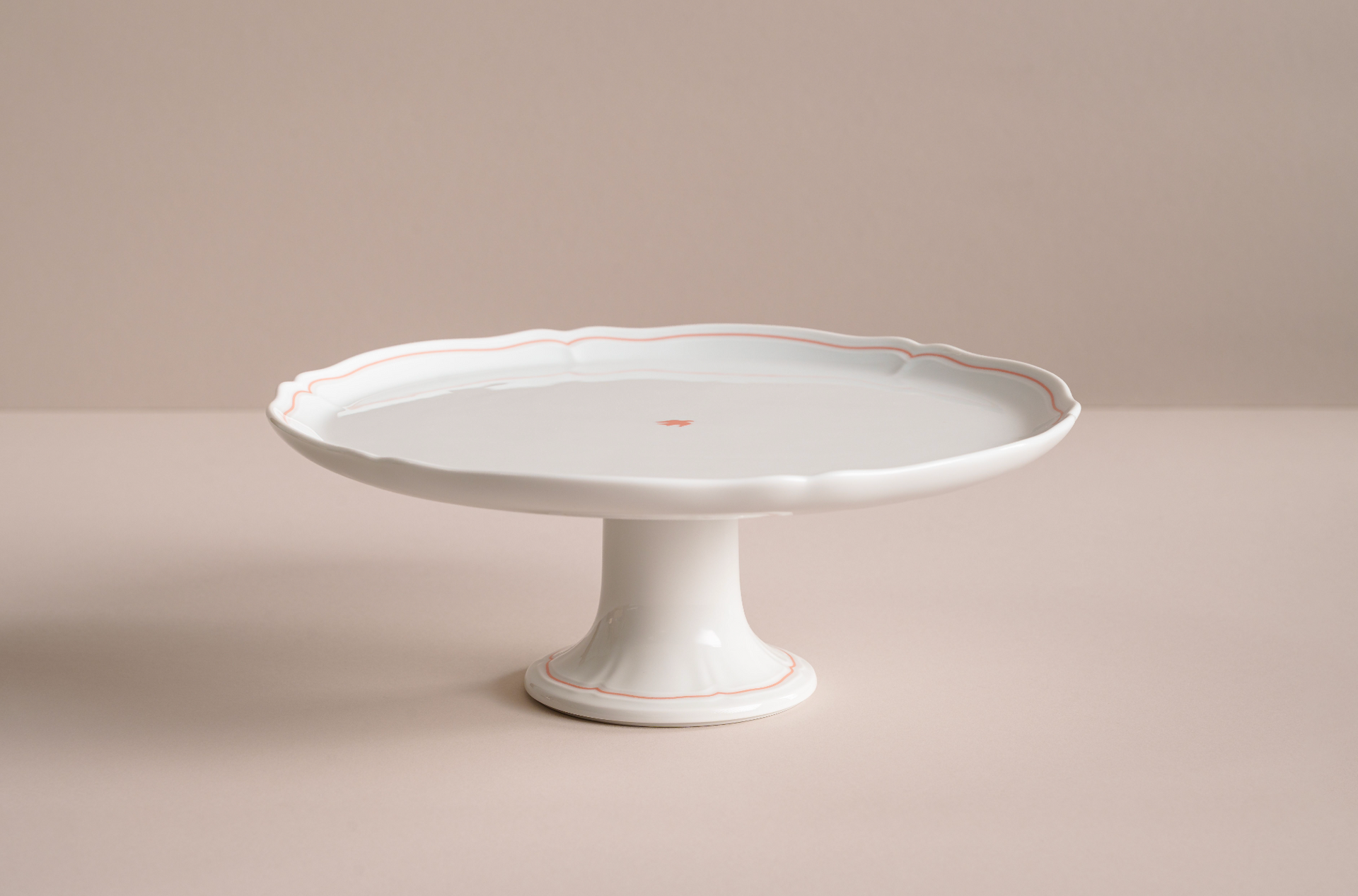 OYOY ケーキスタンド Ø20 cm Clay OYOY ケーキスタンド Ø20 cm Clay